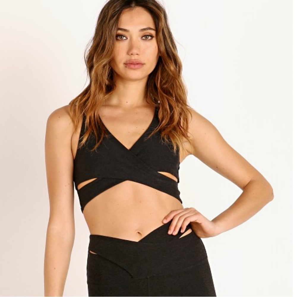Beyond Yoga That's a Wrap Cropped Tank- Black Charcoal